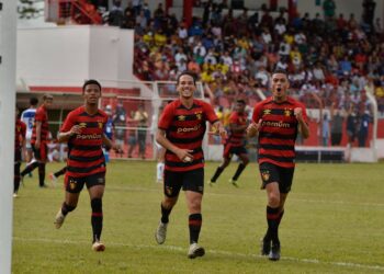 Sport estreia na Copinha com quatro gols de cabeça e goleia Confiança