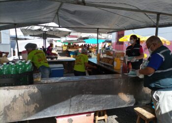 Prefeitura de Socorro realiza ação educativa sobre as medidas de proteção a Covid-19 nas feiras livres