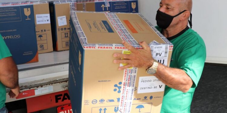 Sergipe recebe mais de 50 mil doses da Pfizer nesta segunda-feira, 07