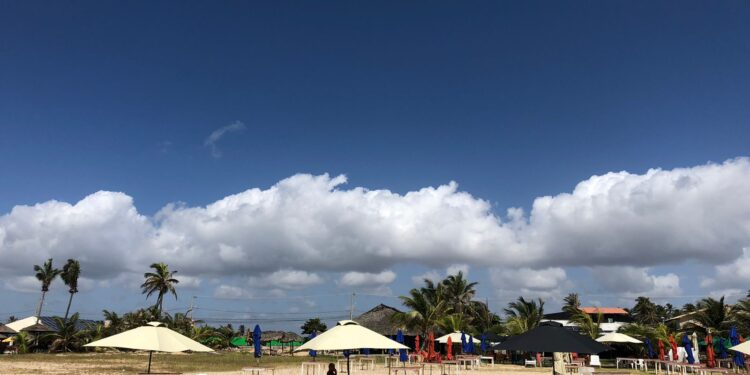 Fim de semana e feriado de Carnaval terão dias ensolarados e parcialmente nublados