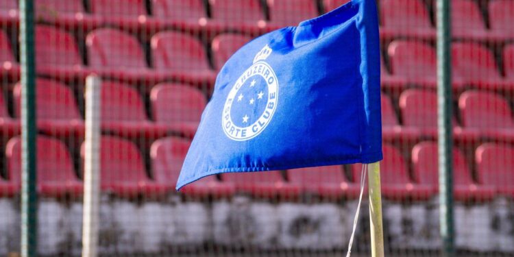 Cruzeiro reassume a liderança do Campeonato Mineiro