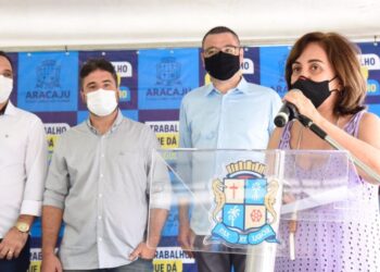 Eduardo Lima participa da solenidade de entrega das obras de reforma da Escola Municipal Ana Luiza Mesquita Rocha