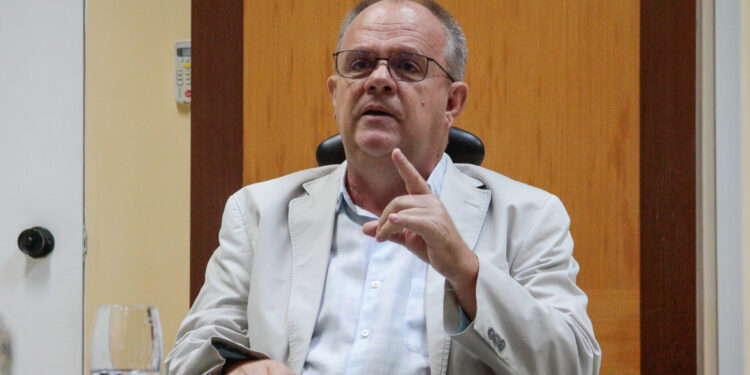 Governo vai enviar projetos com benefícios para servidores até o final de fevereiro