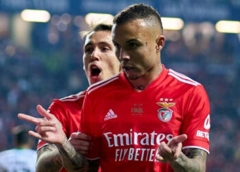 “Parecem ter tomado a decisão”; Flamengo oferece R$ 78 milhões por Cebolinha e jornal ‘dedura’ o Benfica