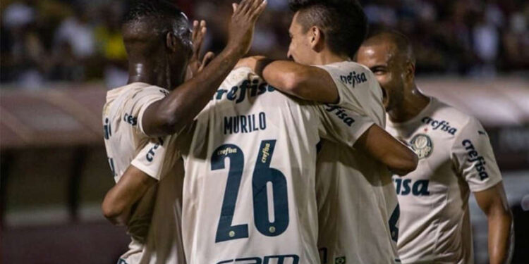 Palmeiras joga ‘para o gasto’, bate a Ferroviária e segue invicto no Paulistão
