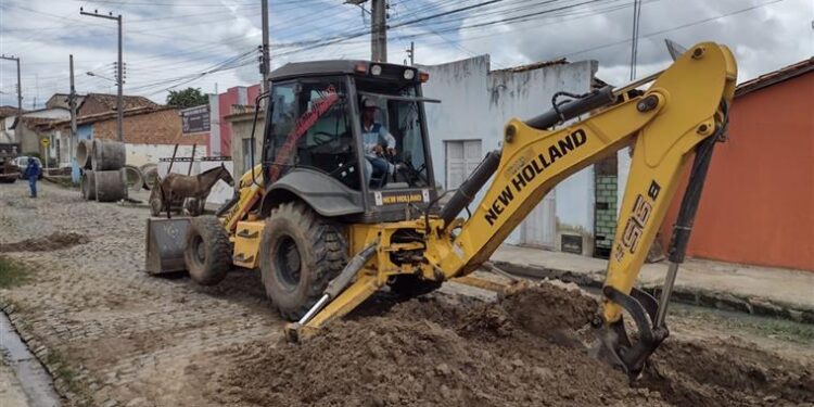 Prefeitura de Estância inicia obras de drenagem das águas pluviais da Rua Recife