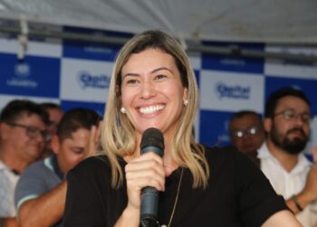 Radialista questiona ausência da prefeita Hilda na Prefeitura