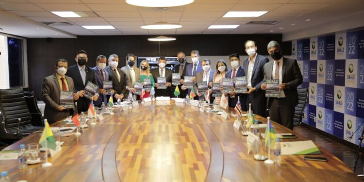 Deputados de Sergipe assumem cargos na Unale