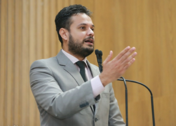 Em plenária, Anderson de Tuca faz resumo dos seus trabalhos no mês de janeiro