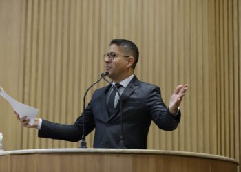 Ricardo Marques questiona modernização no transporte público