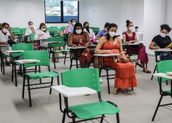 Saúde realiza capacitação sobre prescrição de órteses, próteses e meios auxiliares de locomoção nesta quarta