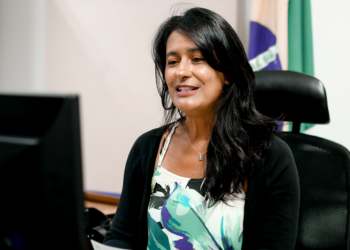 Eliane Aquino anuncia pré-candidatura para deputada federal