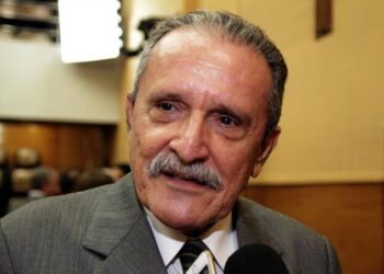 Machado comemora uma possível pré-candidatura de Luciano de Menininha ao Senado
