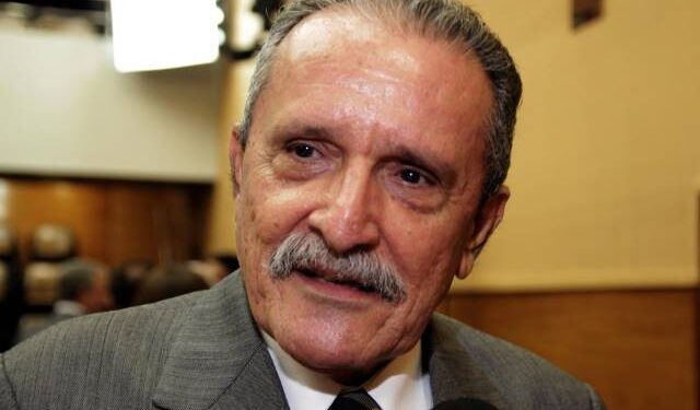 Machado comemora uma possível pré-candidatura de Luciano de Menininha ao Senado