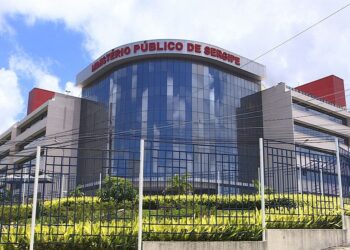 Após Ação do MPE, justiça determina suspensão das pensões pagas a dois ex-Governadores