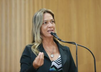 Vereadora Sheyla Galba defende que horário de vacinação infantil contra a Covid-19 seja ampliado em Aracaju