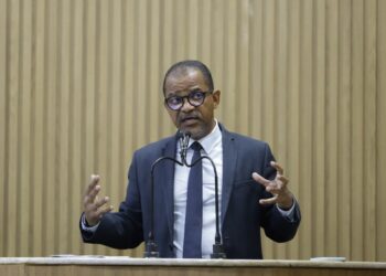 Professor Bittencourt apresenta Projeto de Lei que exige passaporte vacinal em Aracaju