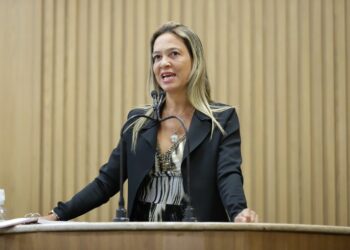 “Tecnologia e modernização não fazem parte do sistema de transporte público da capital”, afirma Sheyla Galba