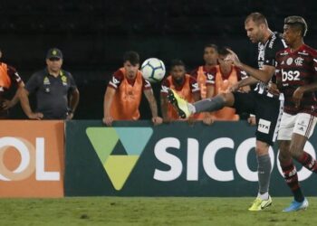 Botafogo e Flamengo jogam buscando vantagem nas semifinais