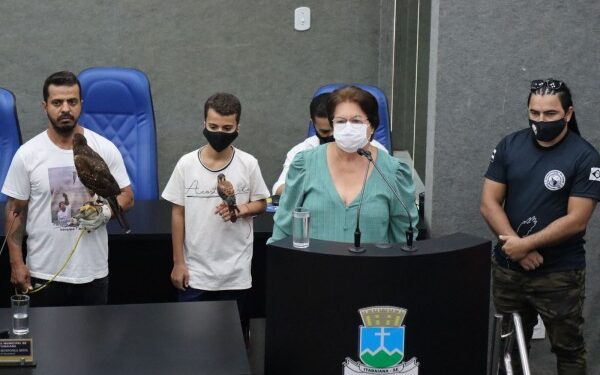 Em sessão na câmara de vereadores nesta quinta-feira (24), secretaria de turismo realizou apresentação de suas ações