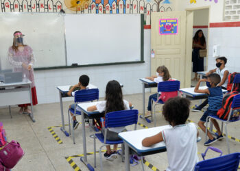 Taxa de distorção idade-série do 6º ano em Sergipe obteve 2ª maior queda do Brasil