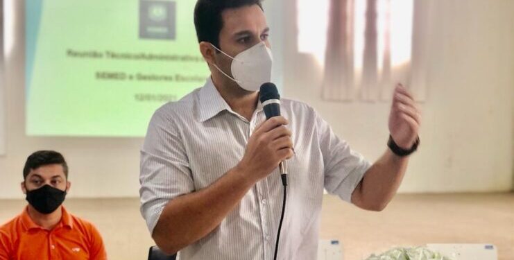 Secretário de Educação fala sobre o reajuste do piso dos professores de Lagarto