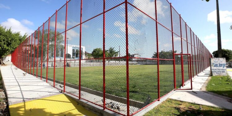 Reurbanização de área esportiva garante lazer e desporto no Santos Dumont