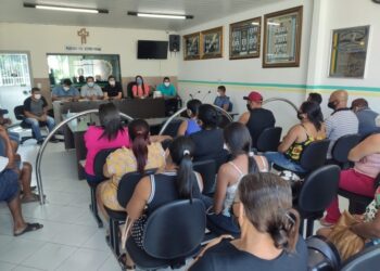 Prefeito de Telha se reúne com comerciantes da Prainha da Adutora