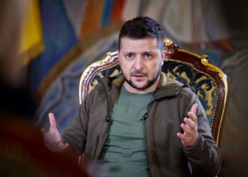 Zelenskiy diz que negociações com Rússia são difíceis