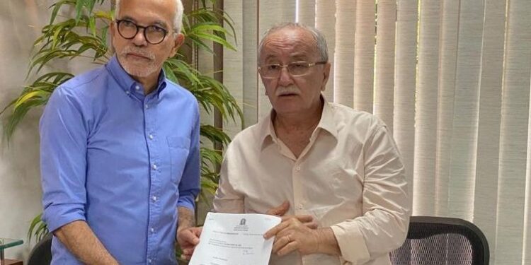 Prefeitos apontam Luciano Bispo ou indicação de Edvaldo