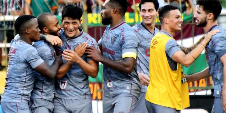 Fluminense goleia Resende e assegura título da Taça Guanabara