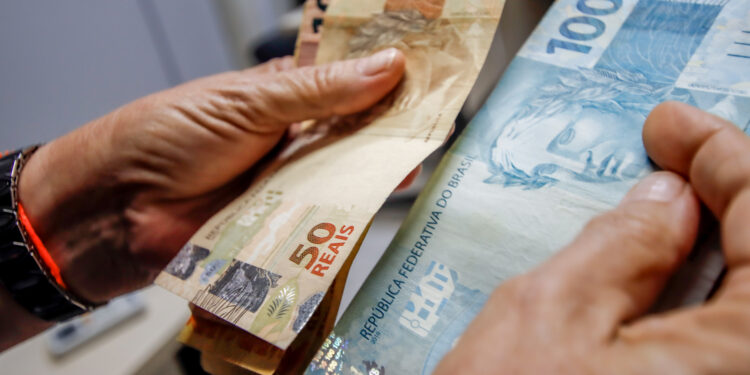Estado inicia pagamento da folha de março nesta terça-feira, 29