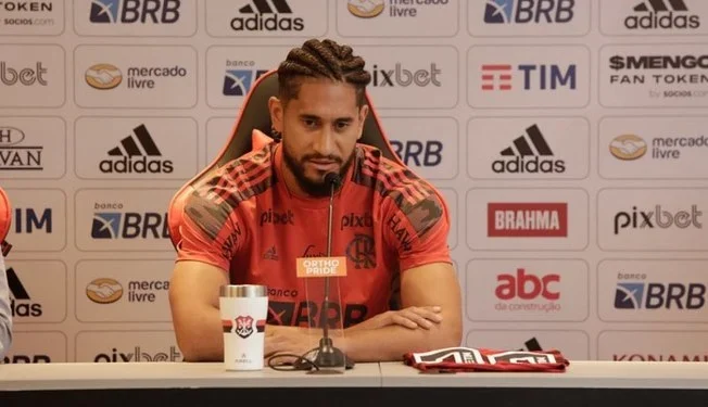 Recém-contratado pelo Flamengo, Pablo sofre lesão no ligamento do joelho