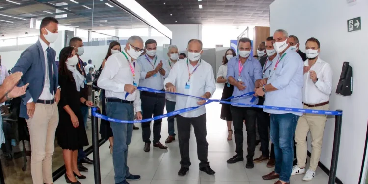 Em Socorro, Belivaldo participa de inauguração de novo centro operacional no conceito Smart Office da AlmavivA