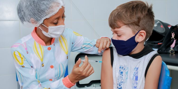 Lagarto: pais e responsáveis devem ficar atentos ao prazo da vacinação da 2ª dose pediátrica