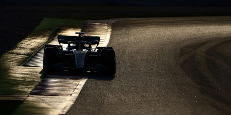 Fórmula 1 anuncia rompimento total de contrato do GP da Rússia, que aconteceria até 2025