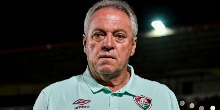 “Isso não vai acontecer”; Abel Braga expõe preocupação com arbitragem para jogo contra Olímpia