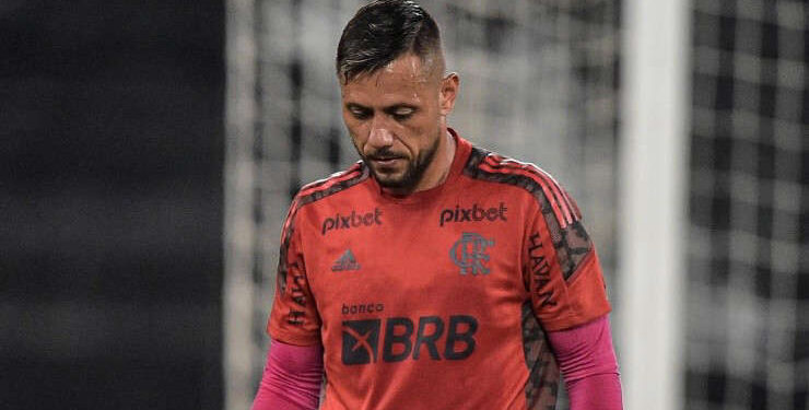 “Entrou em rota de colisão”; Paulo Sousa não aprova medalhão, que é ‘descartado’ e vai deixar o Flamengo