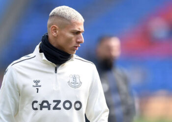 Everton toma decisão polêmica sobre Richarlison e ‘choca’ torcedores