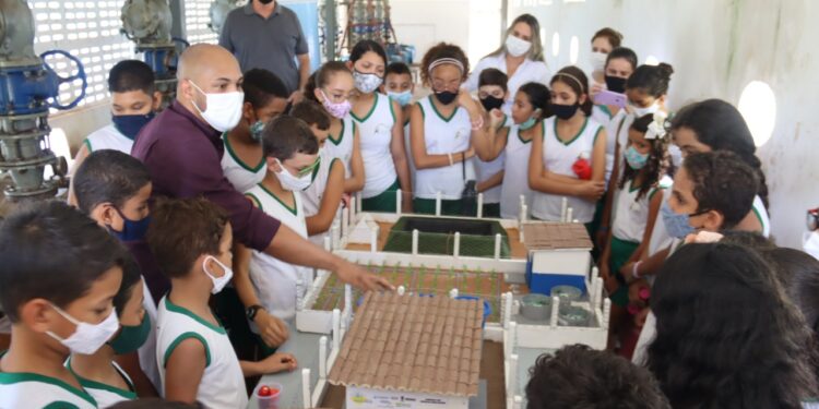 Cohidro conclui Semana da Água com visita de estudantes em perímetro de Lagarto