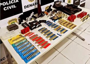 Denarc prende suspeitos de integrar grupo voltado ao tráfico de armas e munições em São Cristóvão