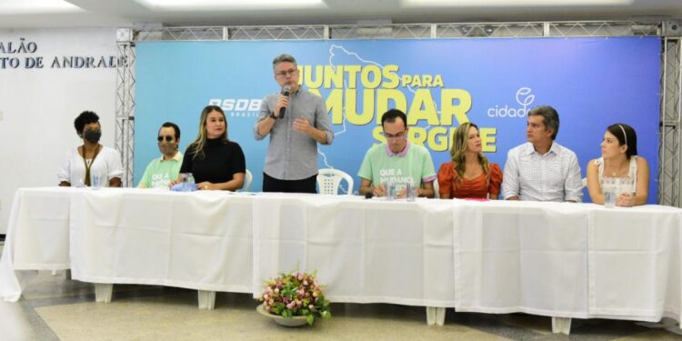 Sem novidades, PSDB/Cidadania lança Alessandro Vieira pré-candidato a governador