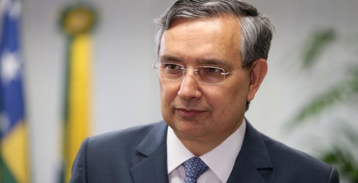 “Um país agrícola como o Brasil tem que buscar a autossuficiência de fertilizantes”, diz Amorim