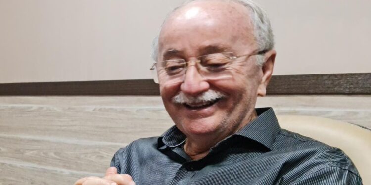 Luciano Bispo prorroga licença médica