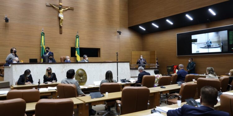 Projeto que dispensa utilização obrigatória das máscaras de proteção é aprovado na Alese