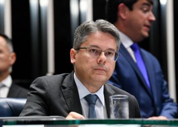 Após saída do Cidadania, Alessandro Vieira anuncia filiação ao PSDB