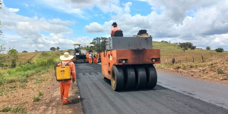 Obras da reestruturação da Rodovia SE-170, entre Campo do Brito e Lagarto, prosseguem aceleradas