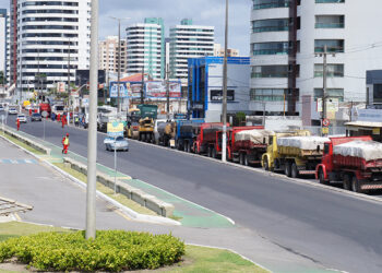 Trânsito na avenida Beira Mar será interditado neste sábado, 12