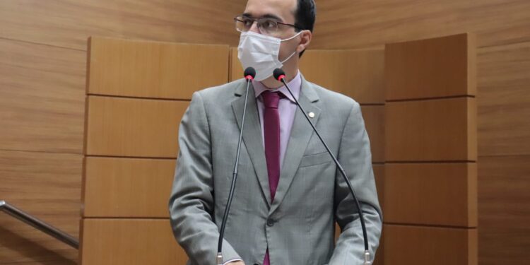 Georgeo solicita que Governo revise valores das taxas de fiscalização realizadas nos condomínios