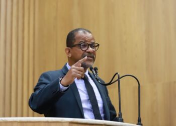 Professor Bittencourt destaca o protagonismo feminino e chama atenção para a violência contra a mulher
